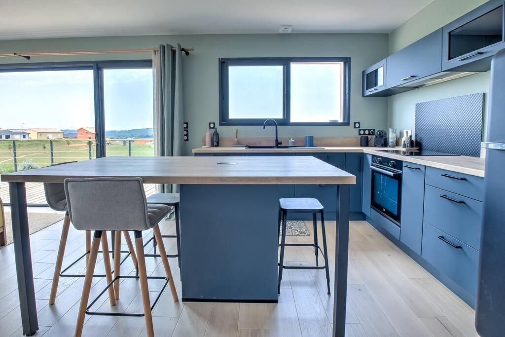 L'Elegante Confort, Clim & Vue Imprenable Bassillac Exteriér fotografie