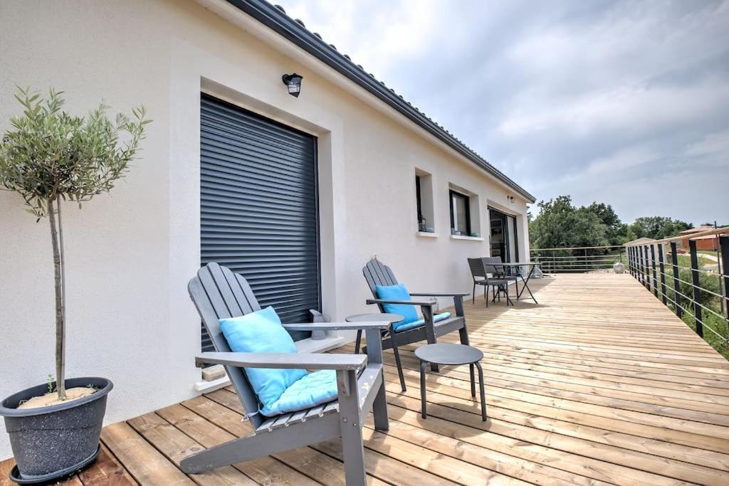 L'Elegante Confort, Clim & Vue Imprenable Bassillac Exteriér fotografie